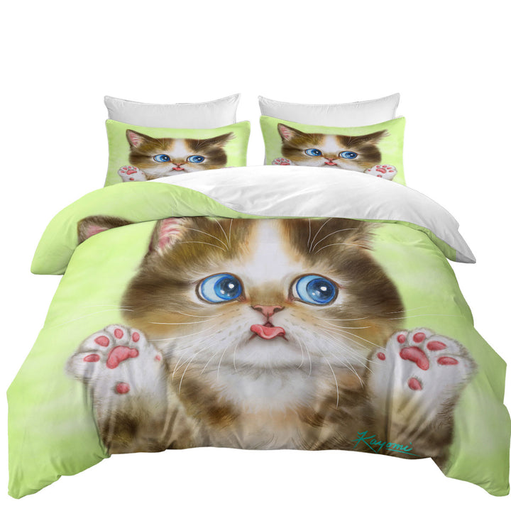 Adorable Innocent Baby Cat for Kids Daybed Covers Sets