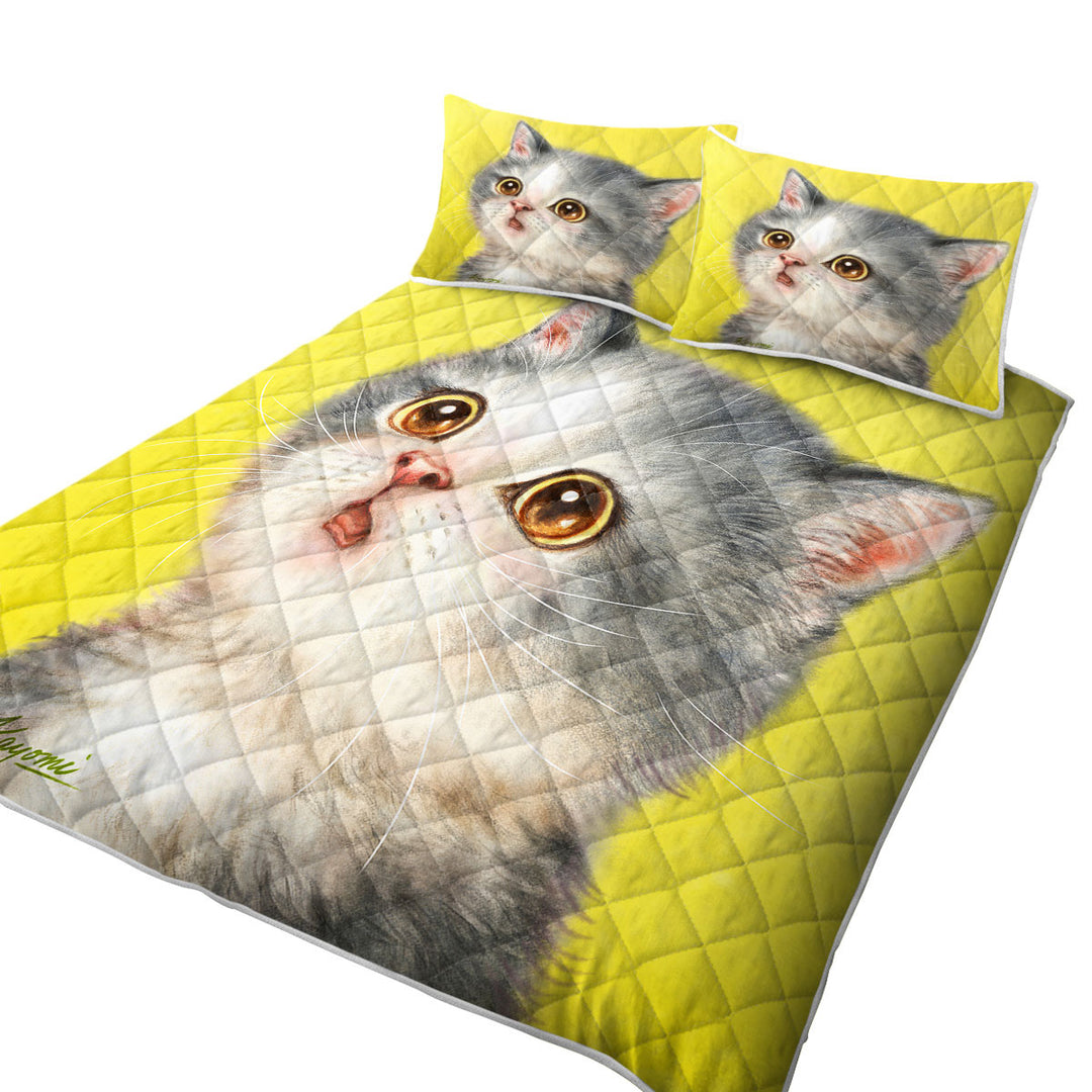 Adorable Staring Grey Kitty Cat Quilts for Beds