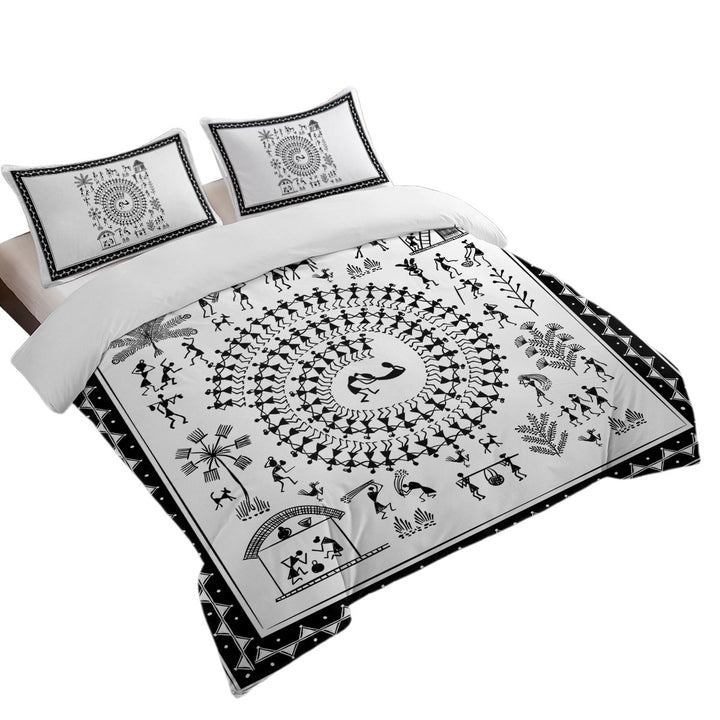 African Tribe Story White and Black Coverlets