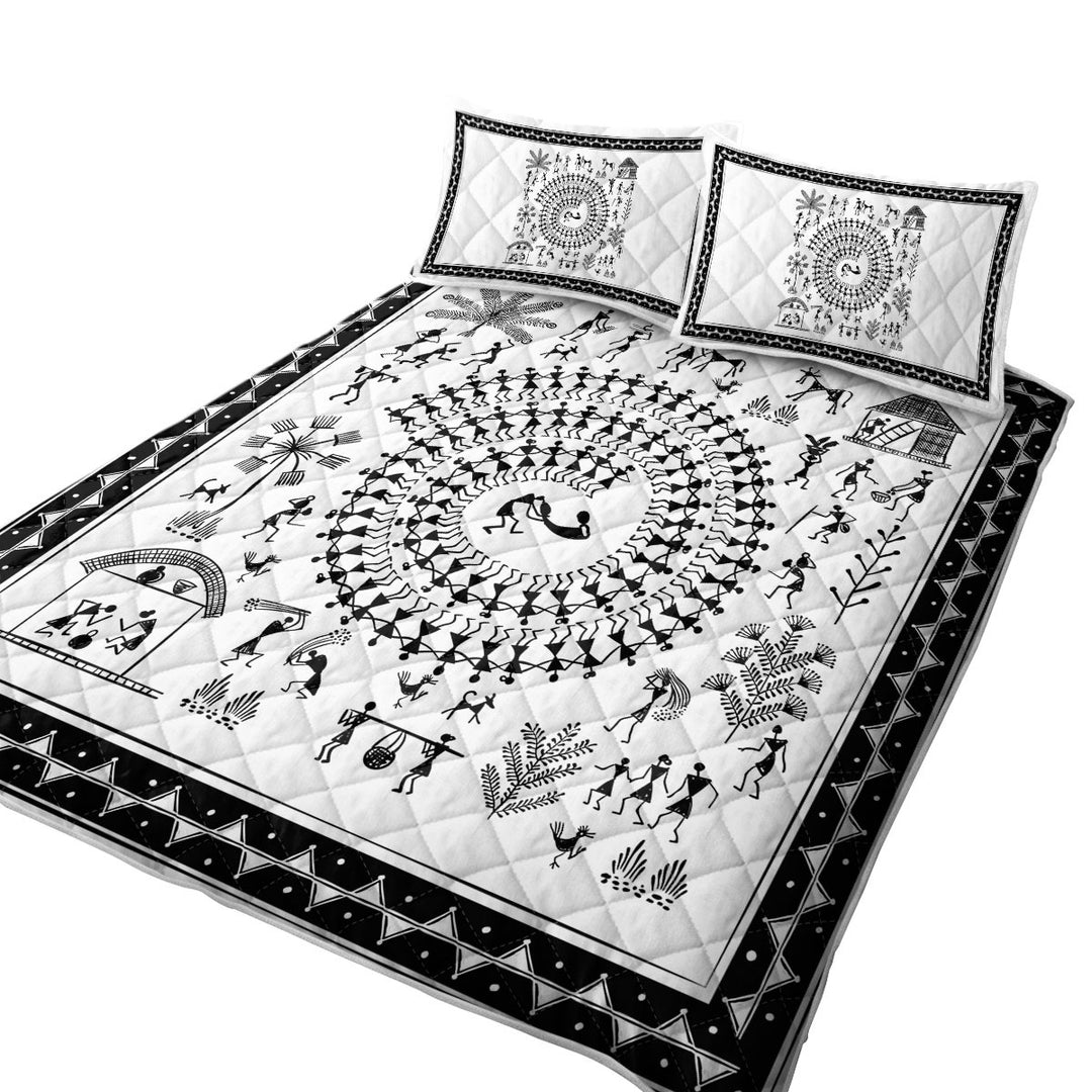 African Tribe Story White and Black Quilts