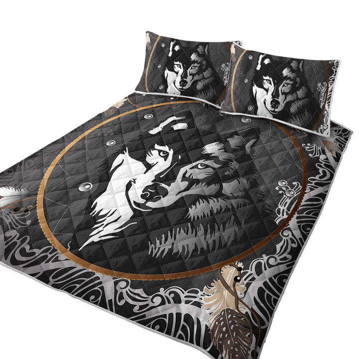 Black and White Wolf Portrait King Size Bedspreads