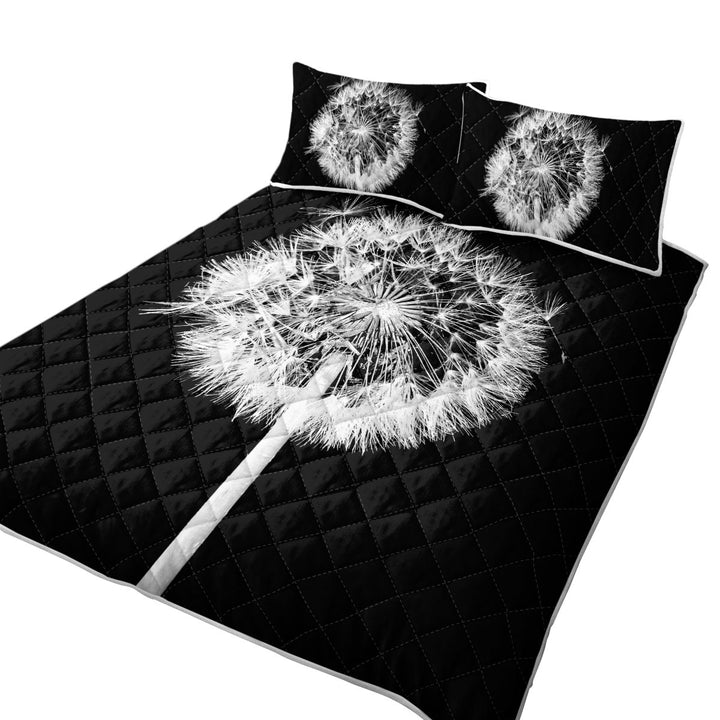 Black and White Zoom Photo Groundsel Summer Quilt