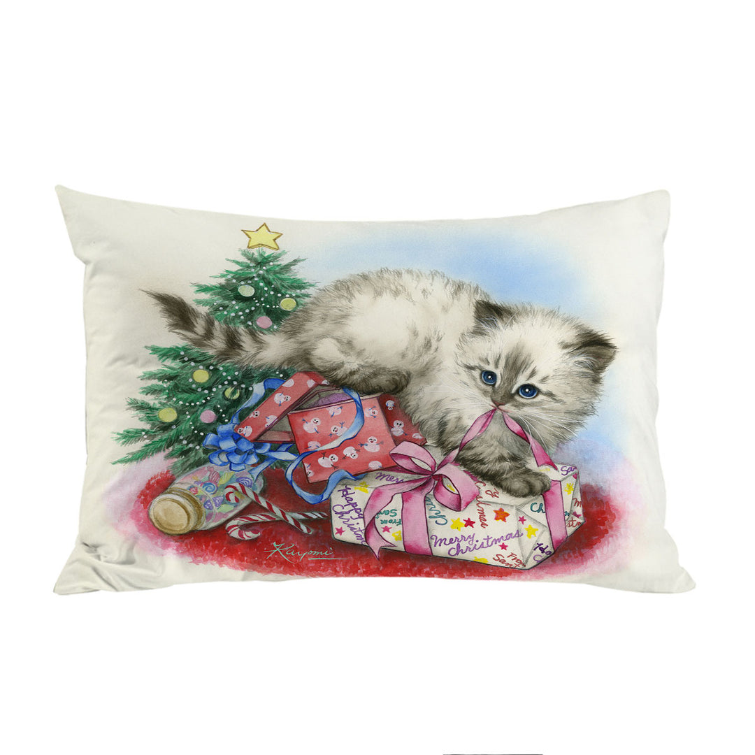 Christmas Design Cute Kitten is Opening Presents Pillowcase