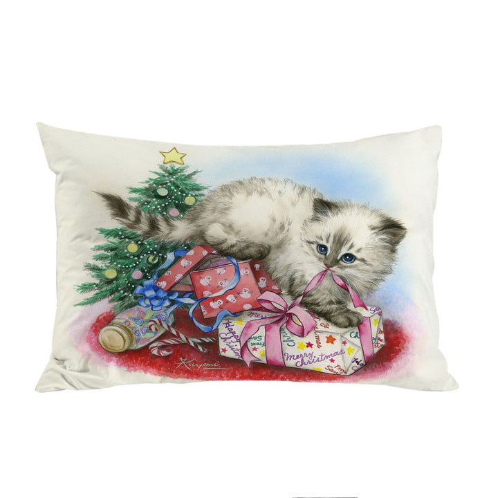 Christmas Design Cute Kitten is Opening Presents Pillowcase
