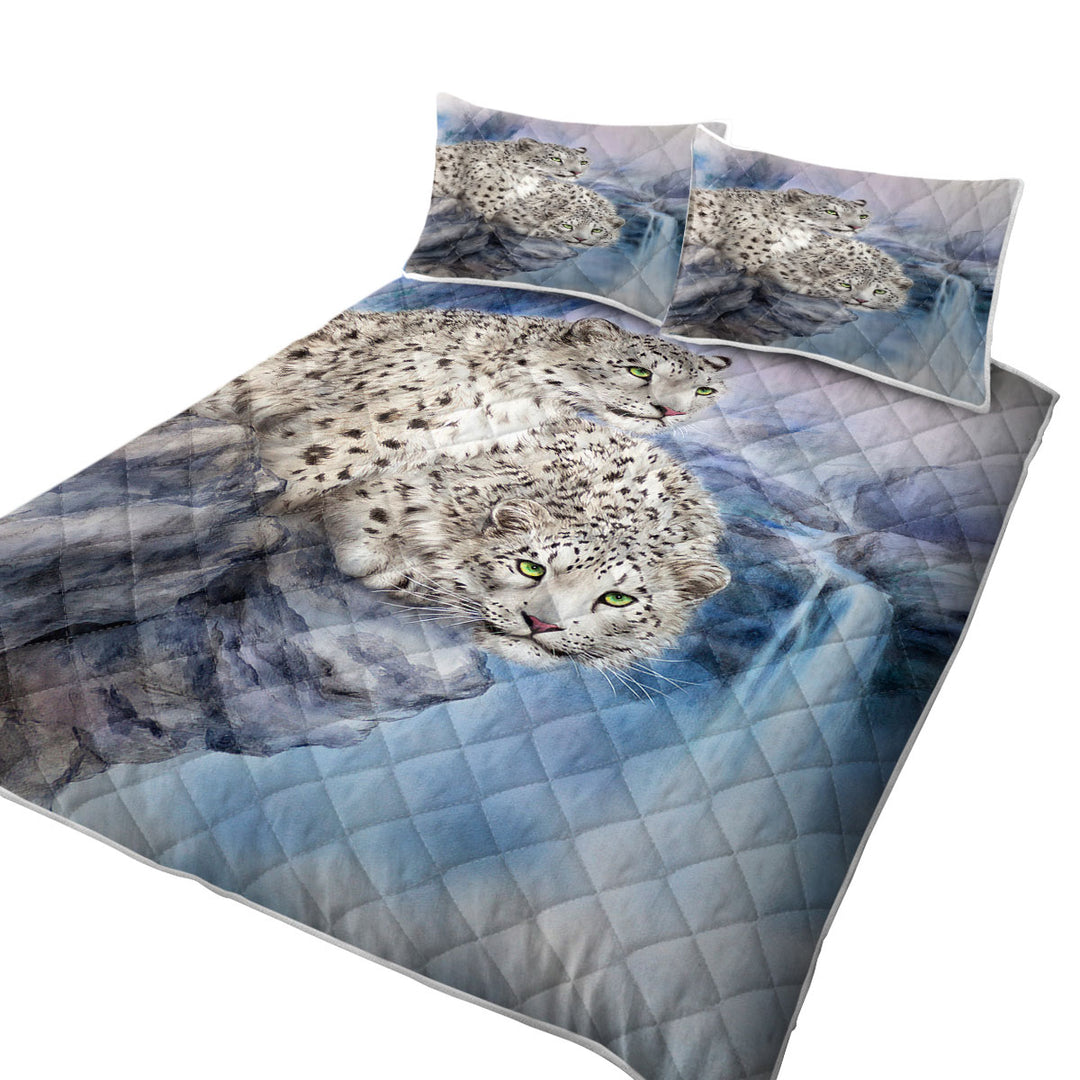 Coverlets with Animal Art Nature Rocky Adventure White Leopards