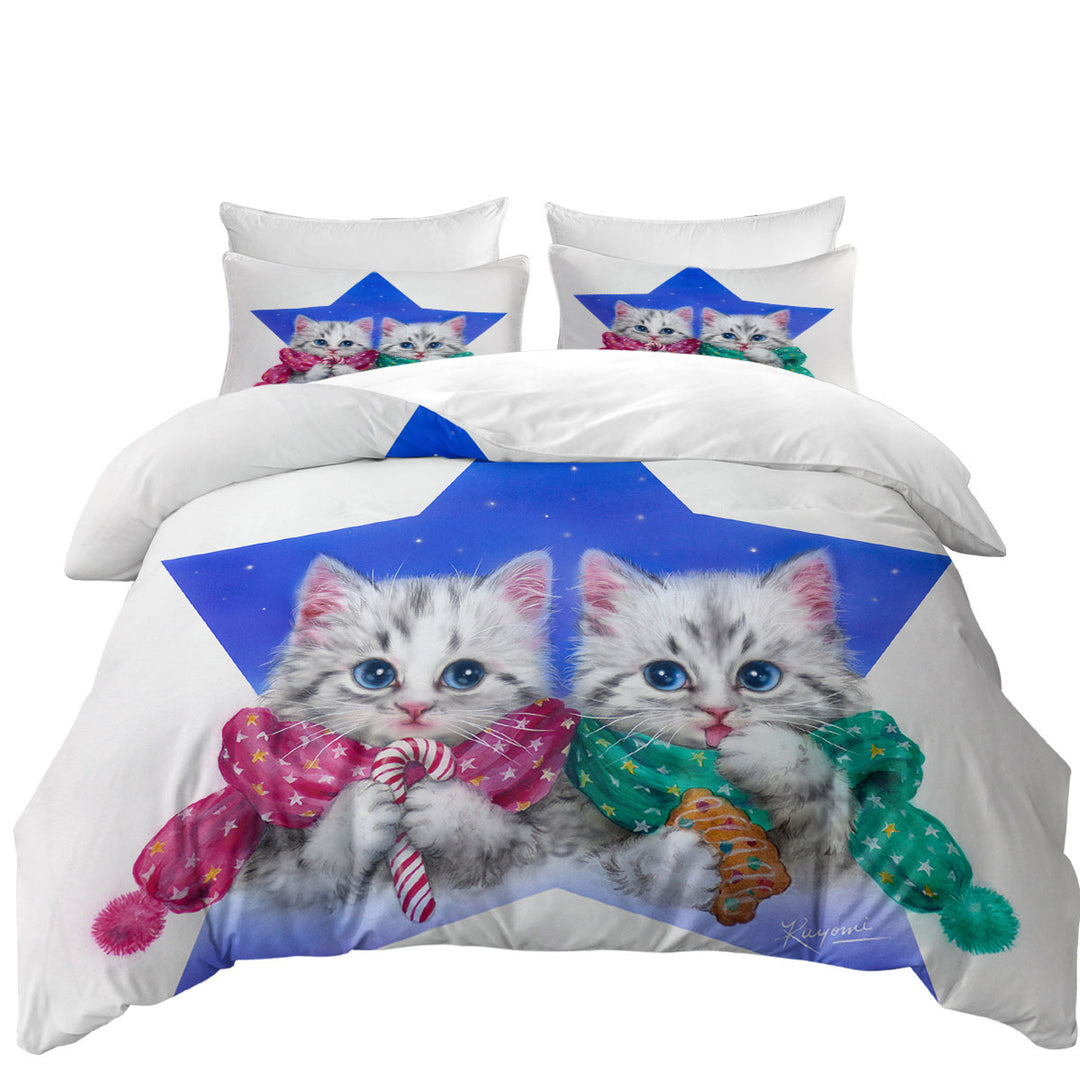 Coverlets with Christmas Star with Two Cute Grey Kittens