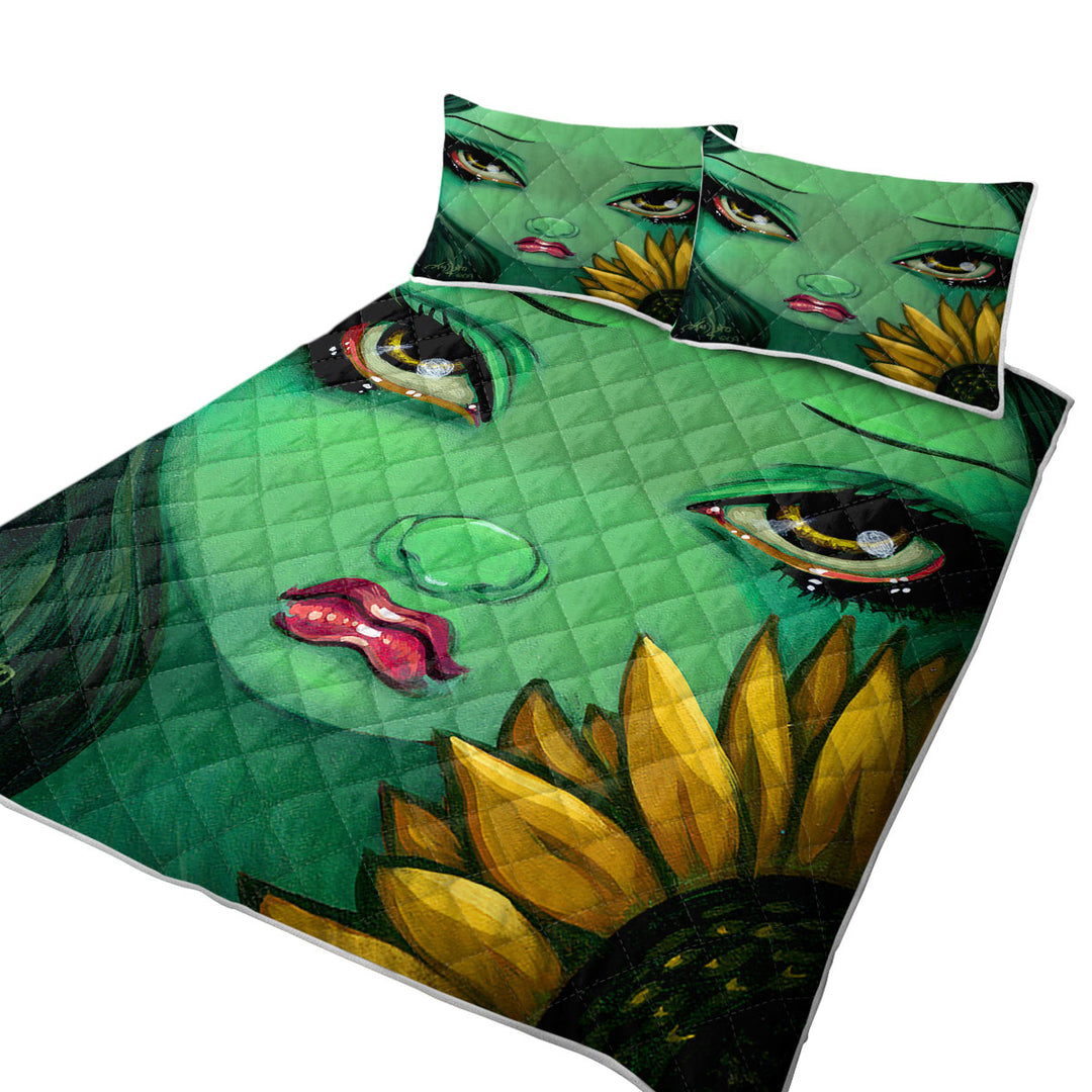 Coverlets with Faces of Faery _19 Green Girl with Sunflower