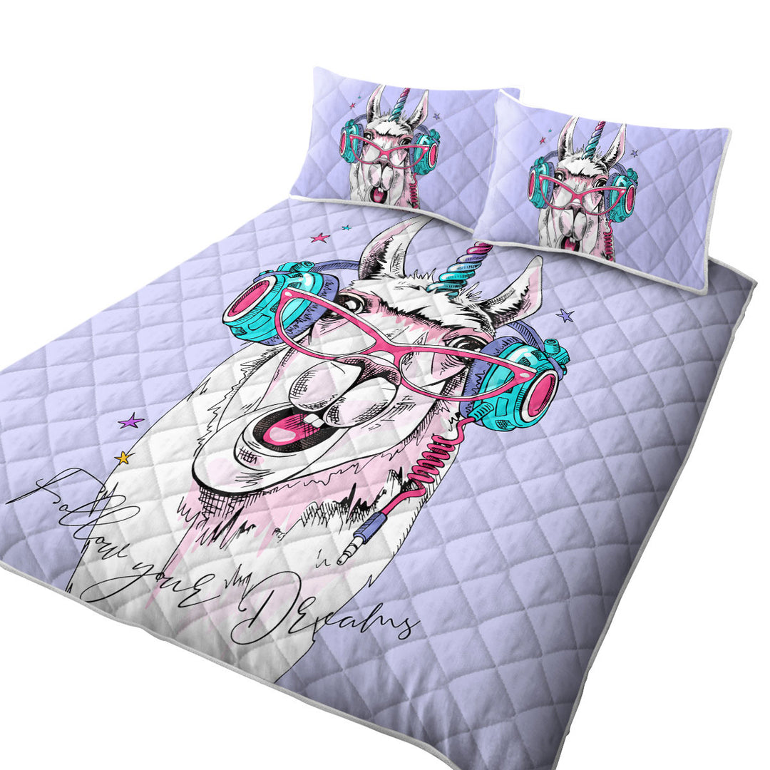 Coverlets with Funny Hipster Unicorn Llama