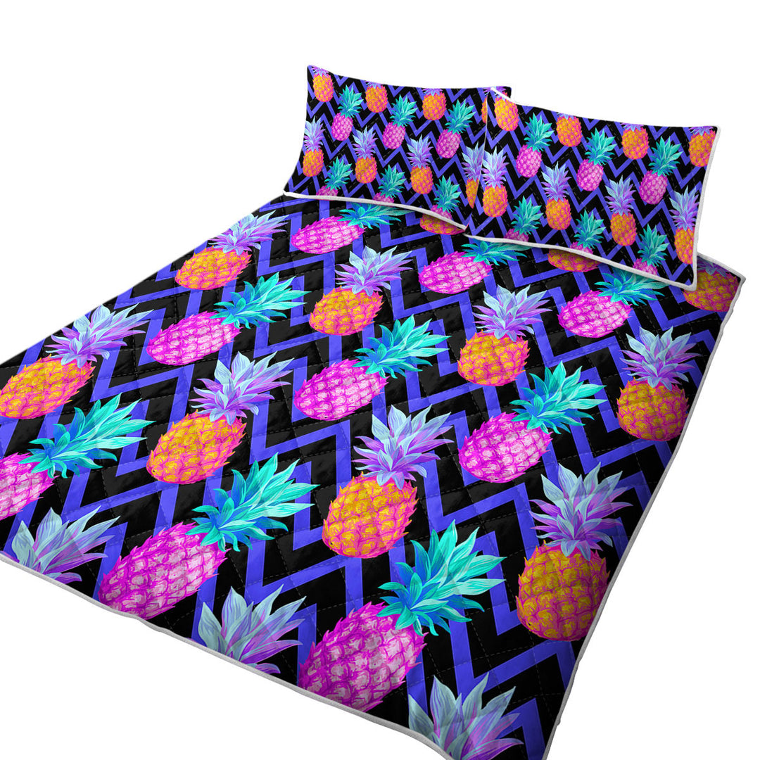 Dark Pineapple over Chevron Summer Quilt