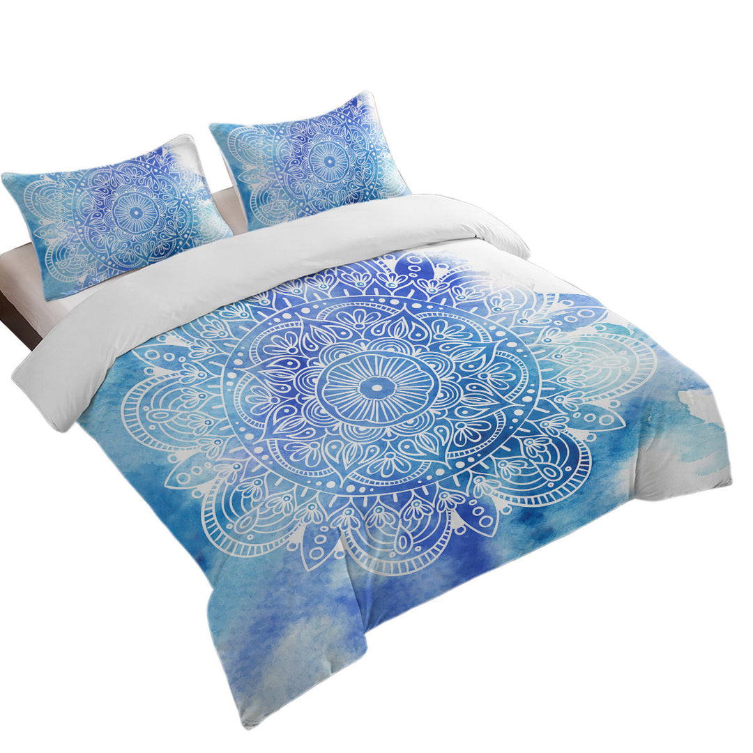 Fading Blue Purple Mandala Coverlets