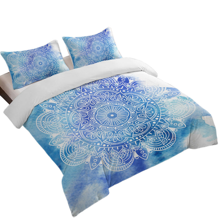 Fading Blue Purple Mandala Coverlets