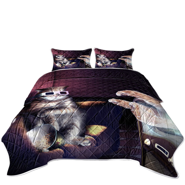 Funny Cat Watching a 3D Horror Movie Cool Art Coverlets