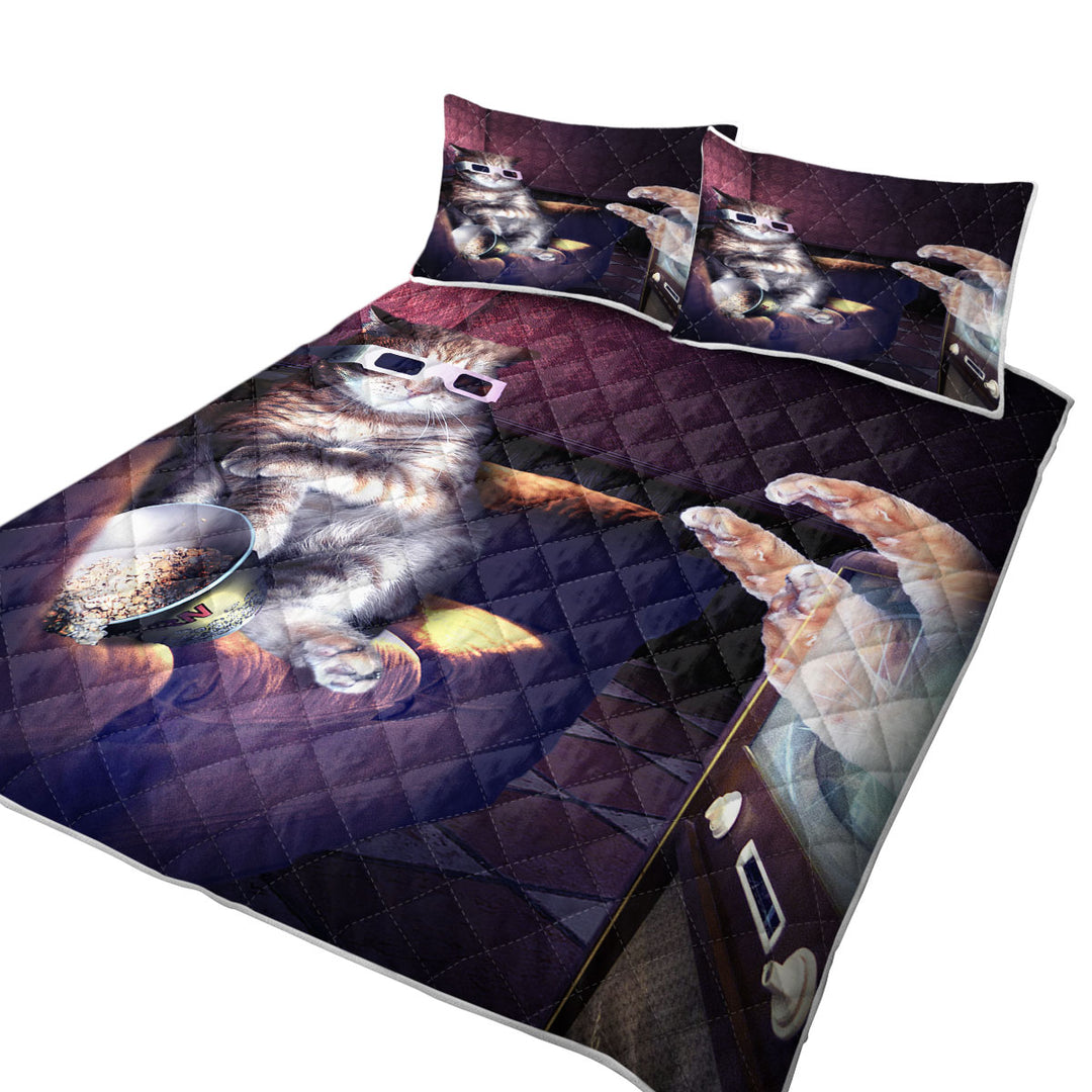 Funny Cat Watching a 3D Horror Movie Cool Art Quilts for Beds