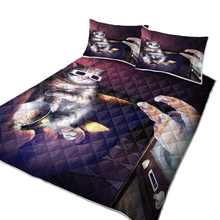 Funny Cat Watching a 3D Horror Movie Cool Art Quilts for Beds