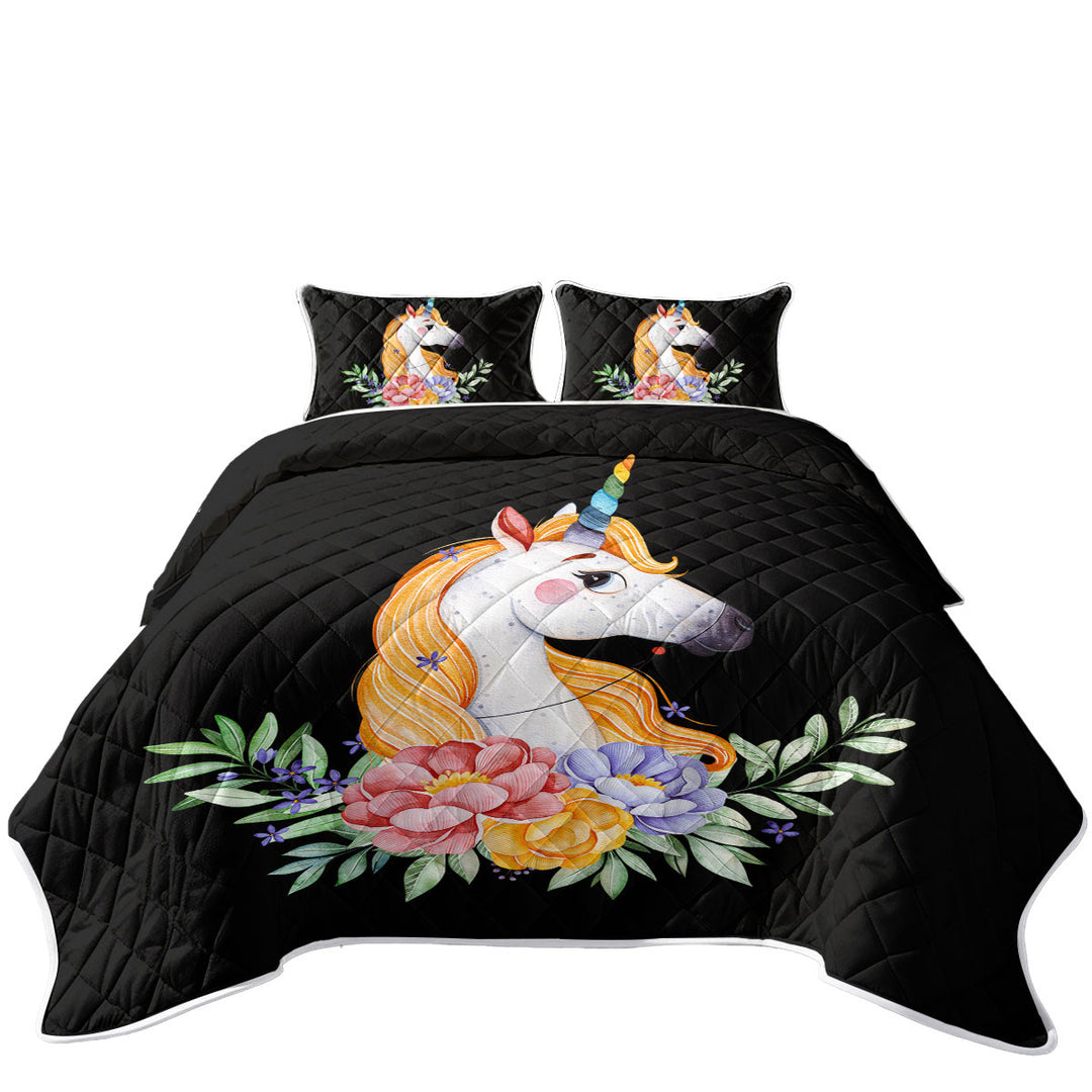 Gorgeous Unicorn and Flowers Quilt