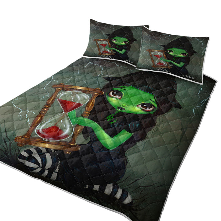 Halloween Theme Wicked Witch and Her Hourglass Quilt