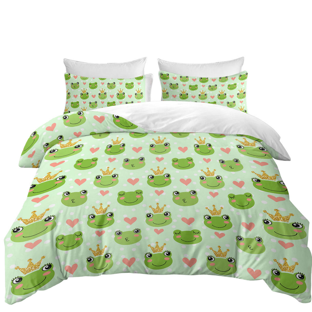 King Frog and Cute Frog with Hearts King Duvet Cover set