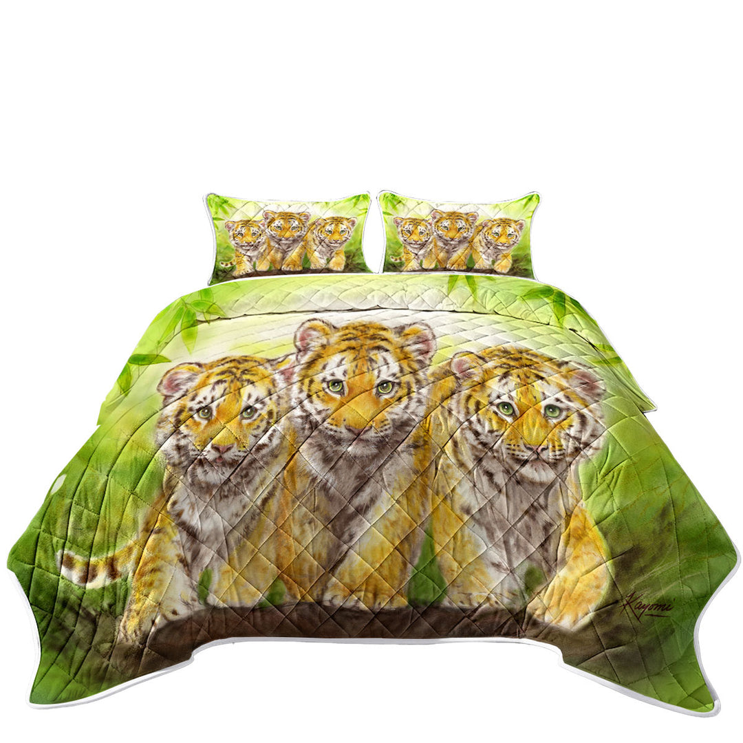 King Quilt with Cute Animal Drawings Three Brothers Tiger Cubs