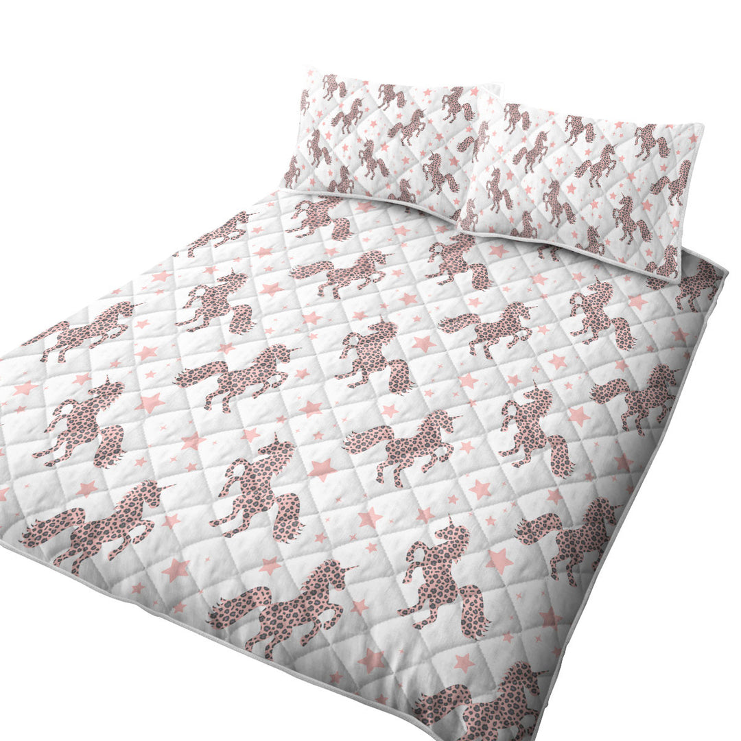King Quilt with Pink Unicorns and Stars Pattern
