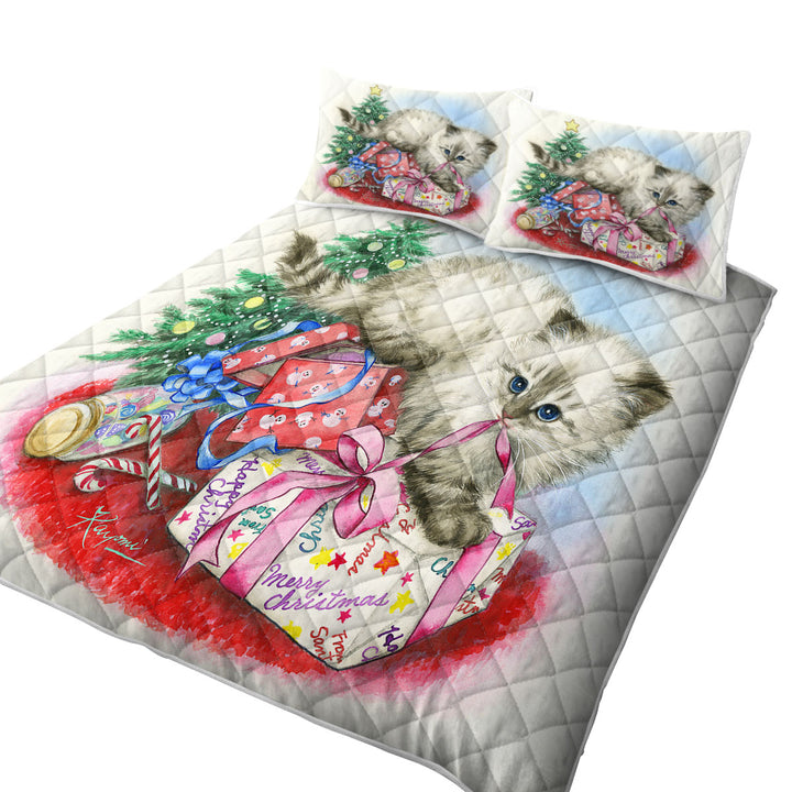 King Size Quilt Sets with Christmas Design Cute Kitten is Opening Presents