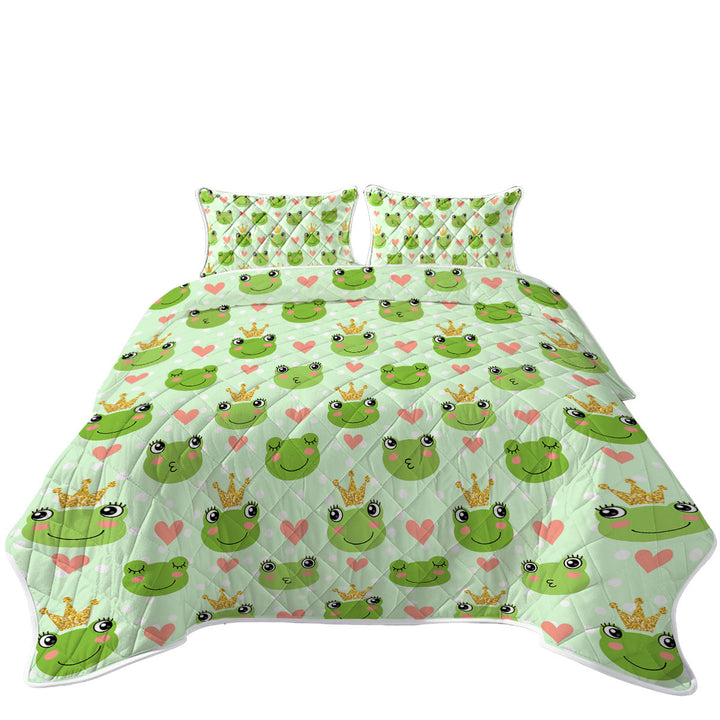 King Size Quilt with King Frog and Cute Frog with Hearts