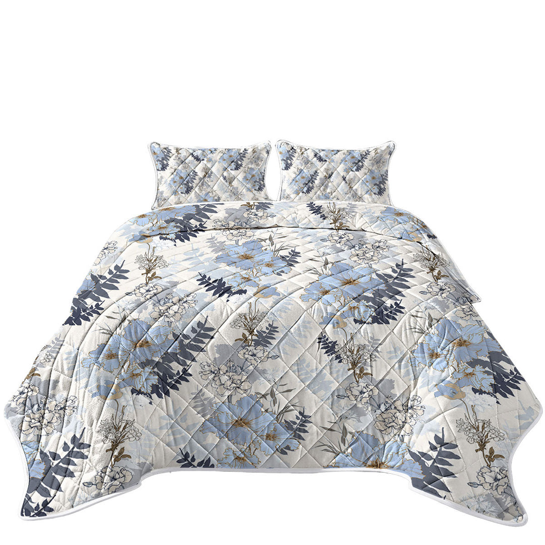 Light Blue and White Flowers Summer Quilt