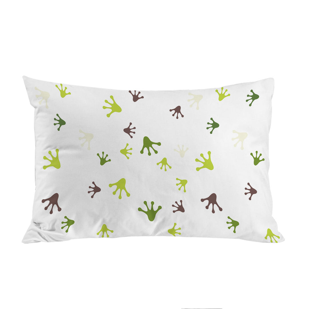 Pillowcase with Frog Feet