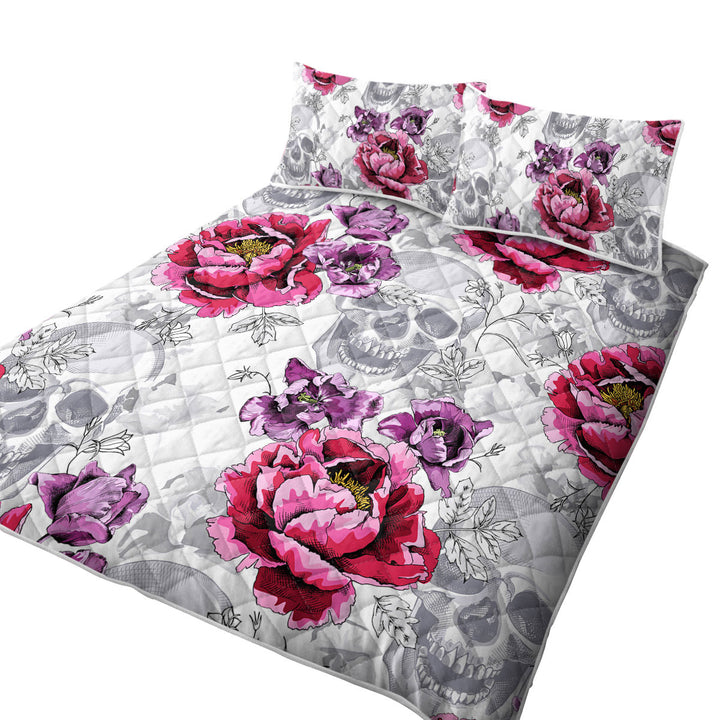 Purplish Roses over Skulls California King Quilt Sets