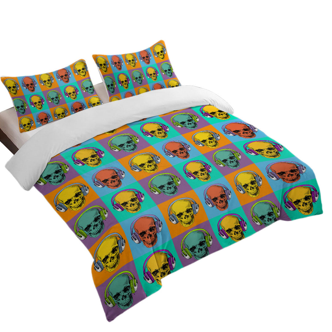 Quilt Cover with Cool Multi Colored Panel of Hipster Skulls