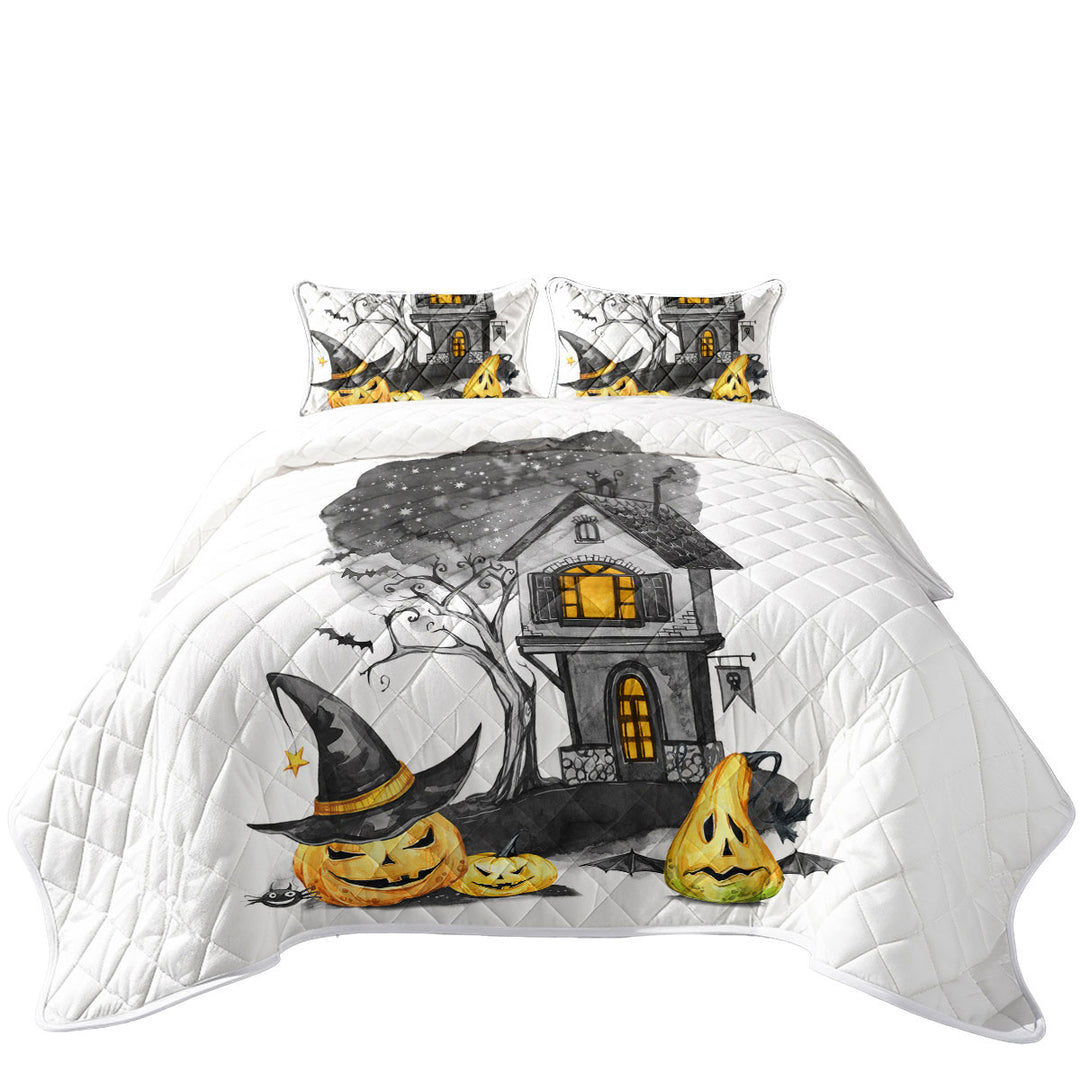 Quilts for Beds with Halloweens Haunted House