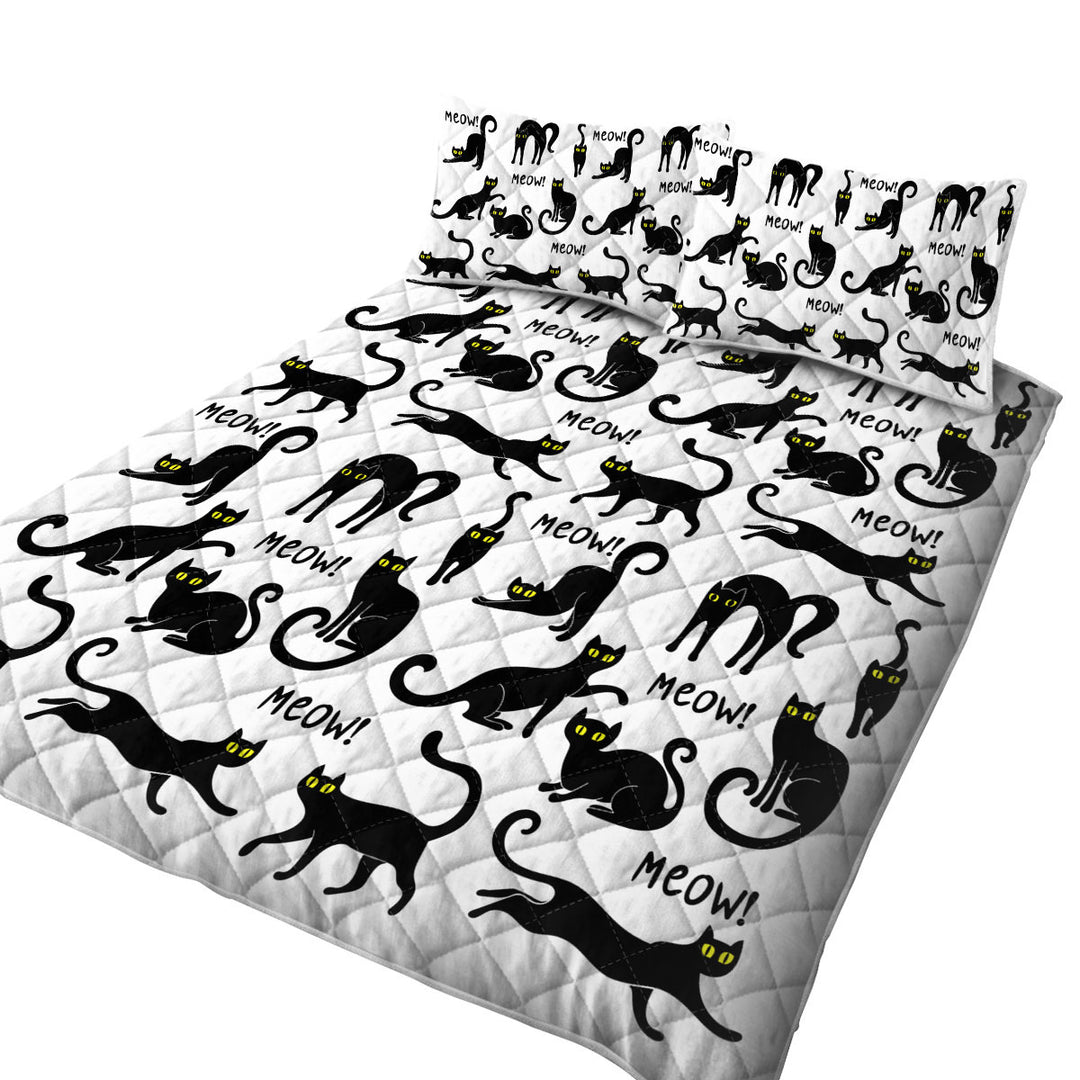 Quilts for Beds with Pattern of Yellow Eyes Black Cats
