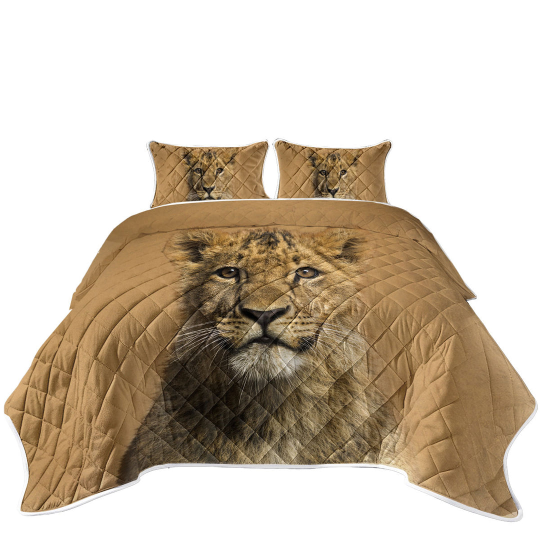 Quilts with Cute Lion Cub Portrait