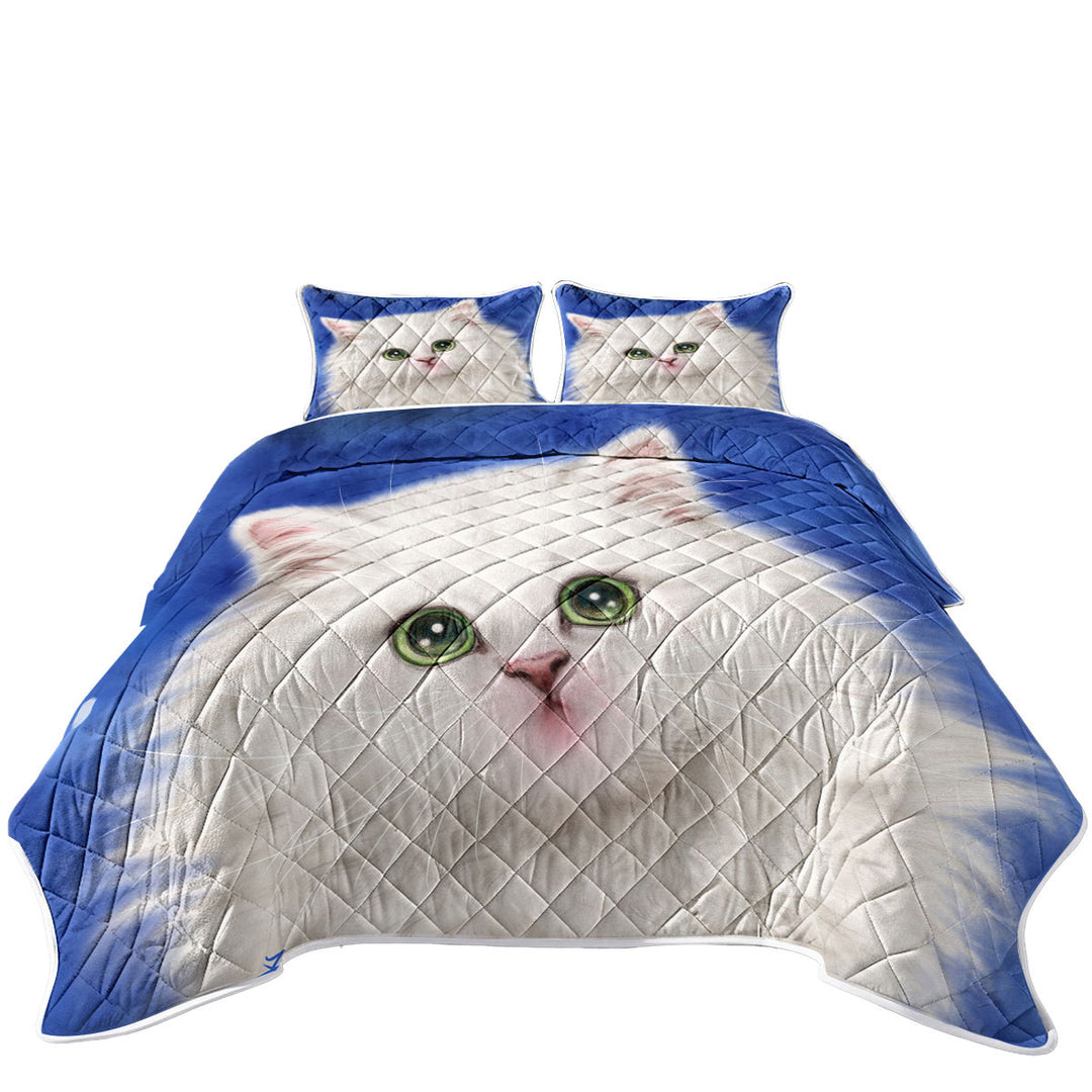 Quilts with Lovely Innocent Face White Fluffy Kitty Cat