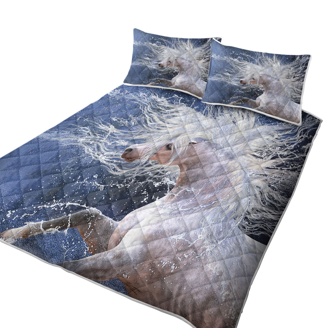 Splash Wild White Horse Quilt