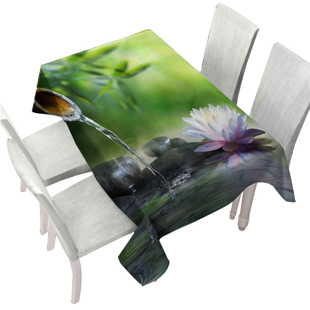 Table Cover with Relaxing Water Lily Tickle