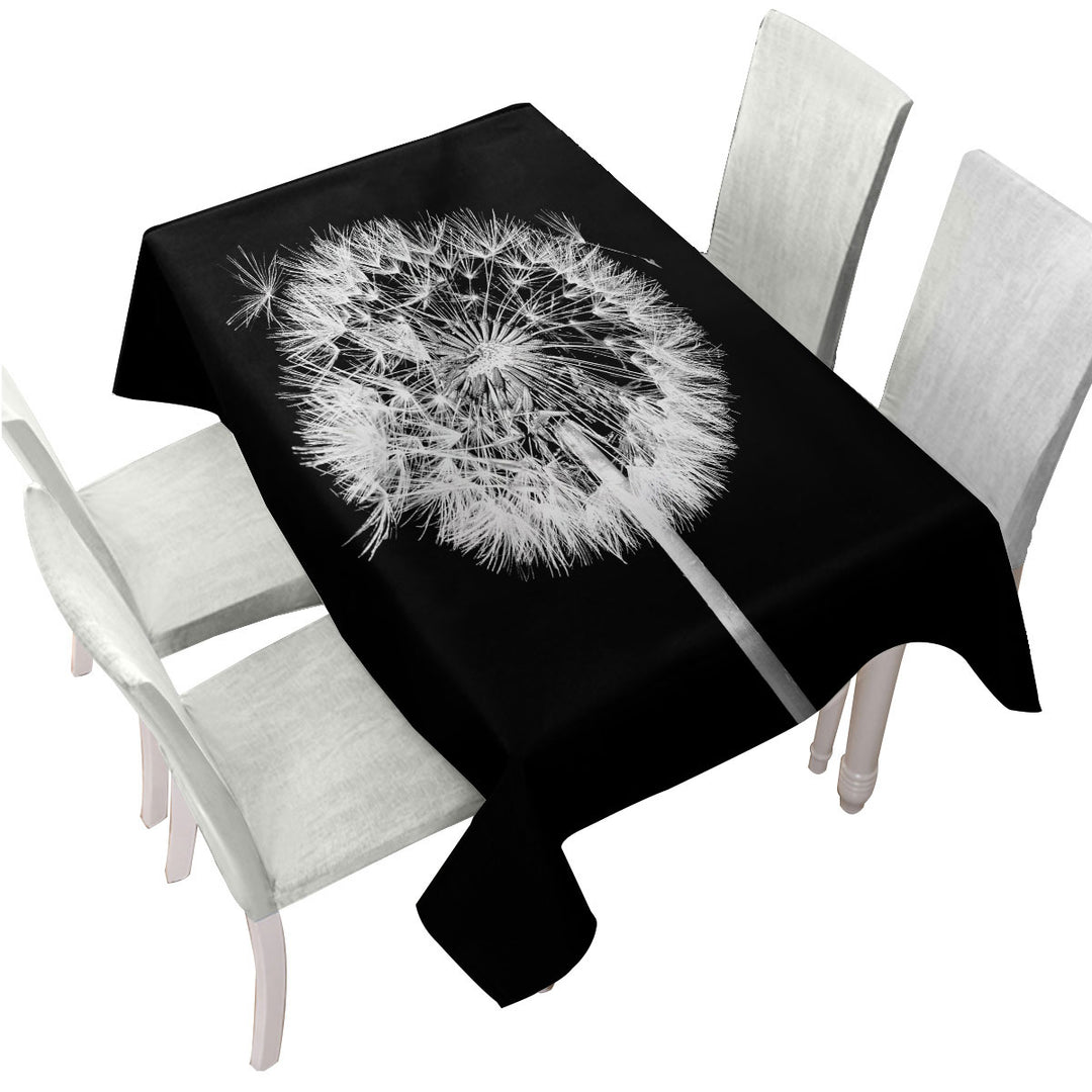Tablecloth with Black and White Zoom Photo Groundsel