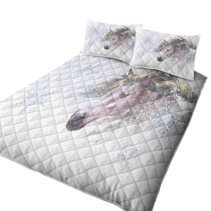 Winter Snow and Bright Hair White Horse King Size Quilt Sets