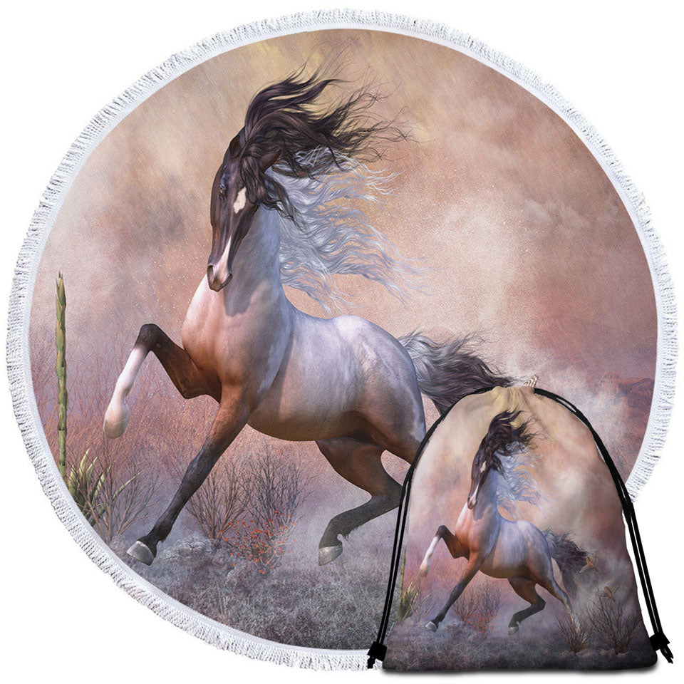 American Wild Spooked Horse Round Beach Towel