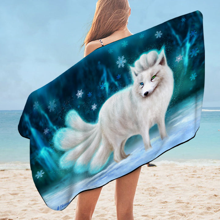 Beautiful White Snow Arctic Fox Microfiber Beach Towel