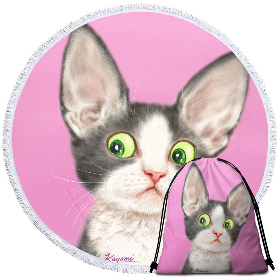 Big Ears Girly Kitty Cat over Pink Round Beach Towels