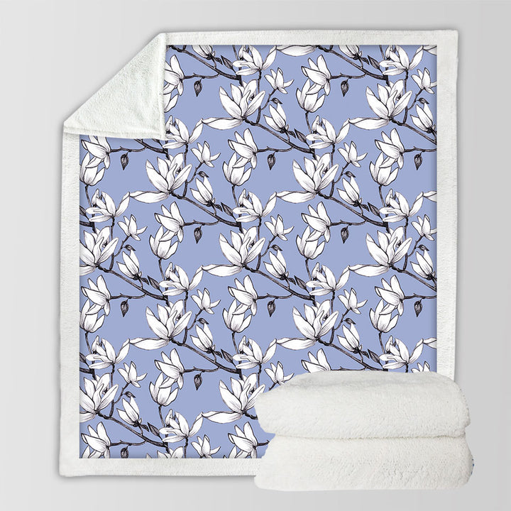 Black and White Flowers Fleece Blankets