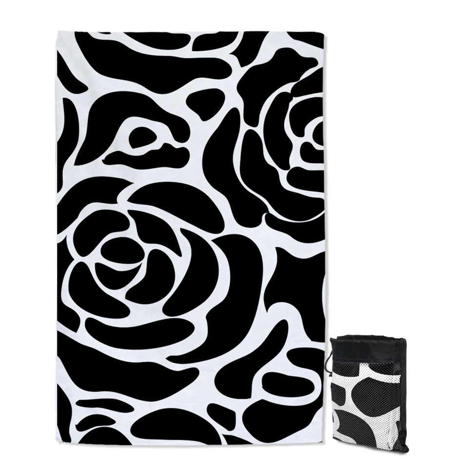 Black and White Roses Cool Womens Beach Towel