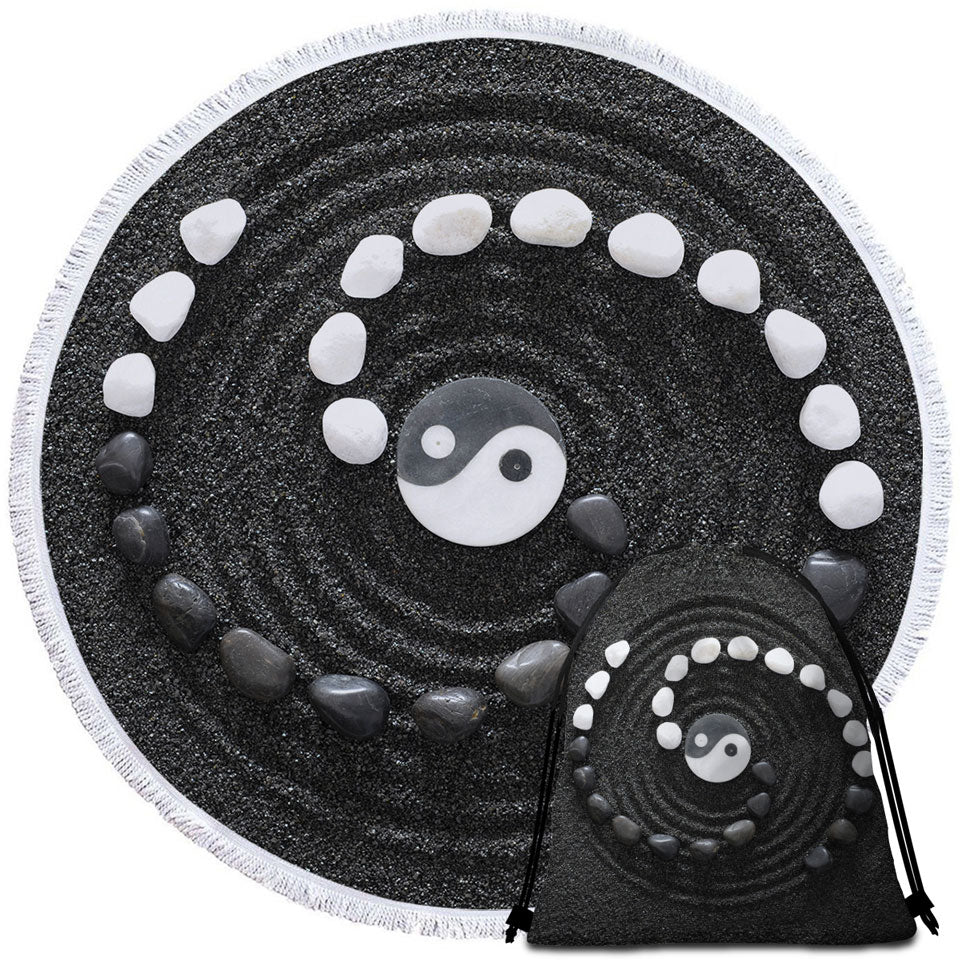 Black and White Stones Yin and Tang Round Beach Towel