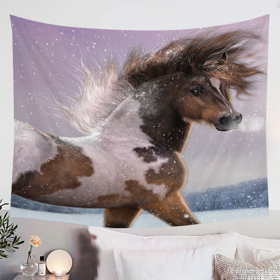 Brown-White-Pinto-Horse-Tapestry-the-Winters-Heart