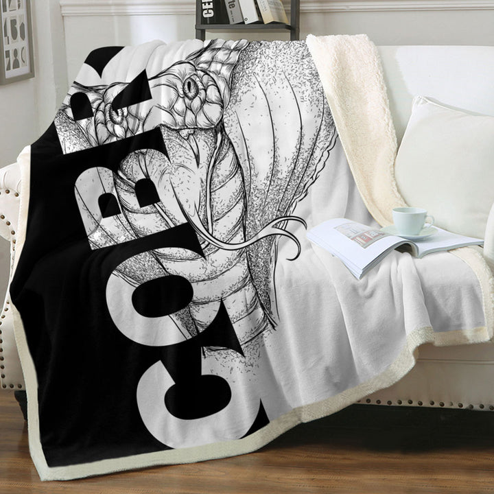Cobra Throw Blankets for Cool Guys Apartmants