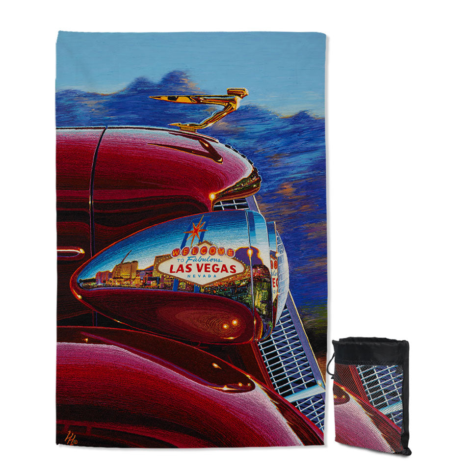 Cool Art Red Old Car Reflects Las Vegas Quick Dry Beach Towel
