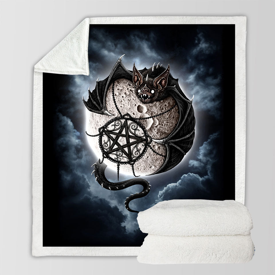 products/Cool-Gothic-Throws-Bat-Art-Full-Moon-Sherpa-Blanket
