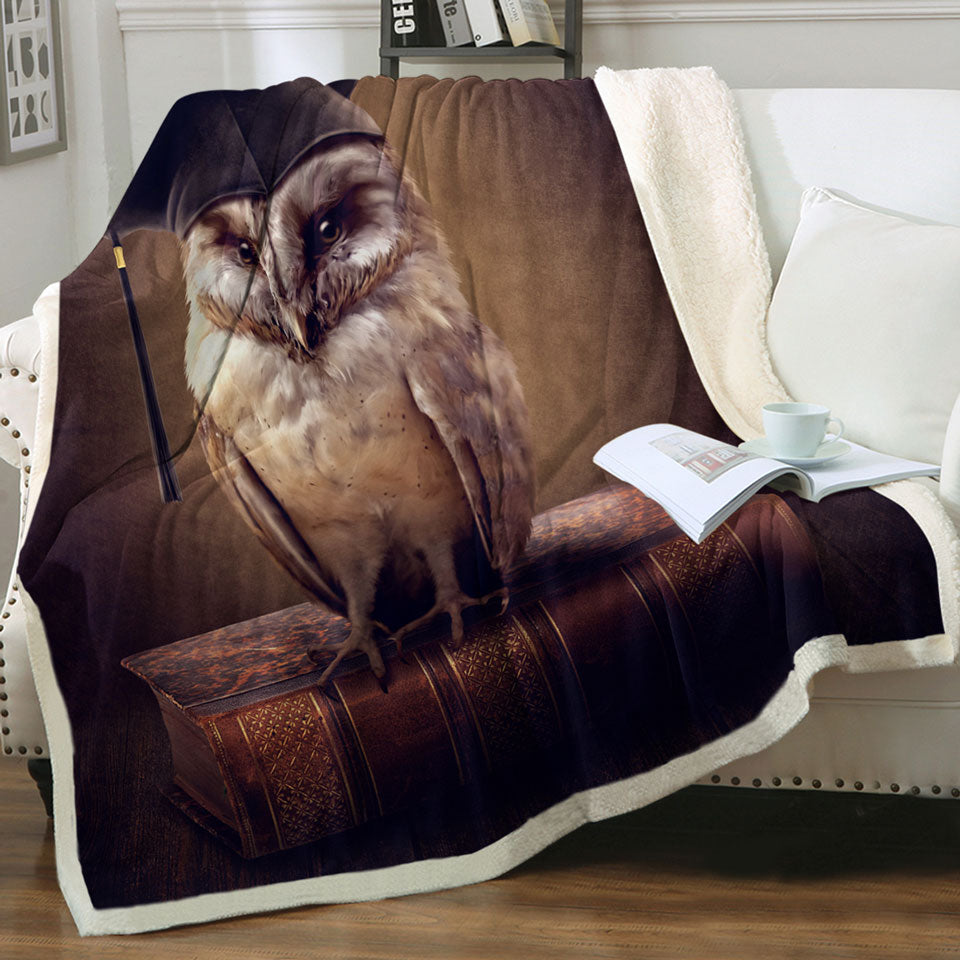 Cool Graduated Owl Throw Blanket