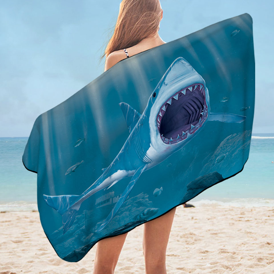 Cool Scary Microfibre Beach Towels Marine life Art Shark Bite Swims Towel
