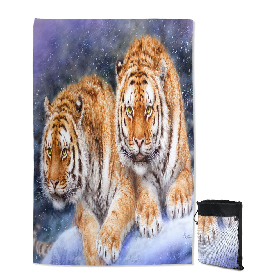 Cool Wildlife Animal Art Travel Beach Towel with Tigers in Snow Storm
